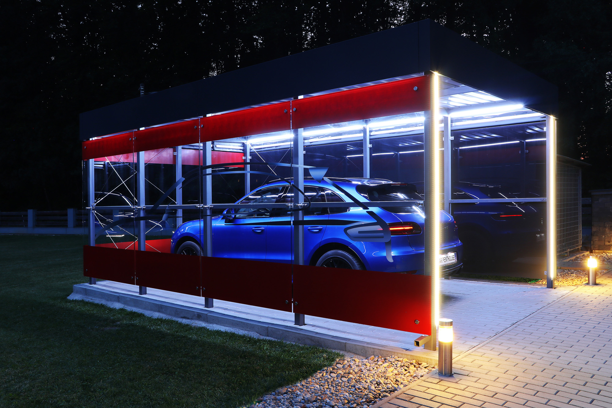 CAR PENTHOUSE 26 middle.jpg