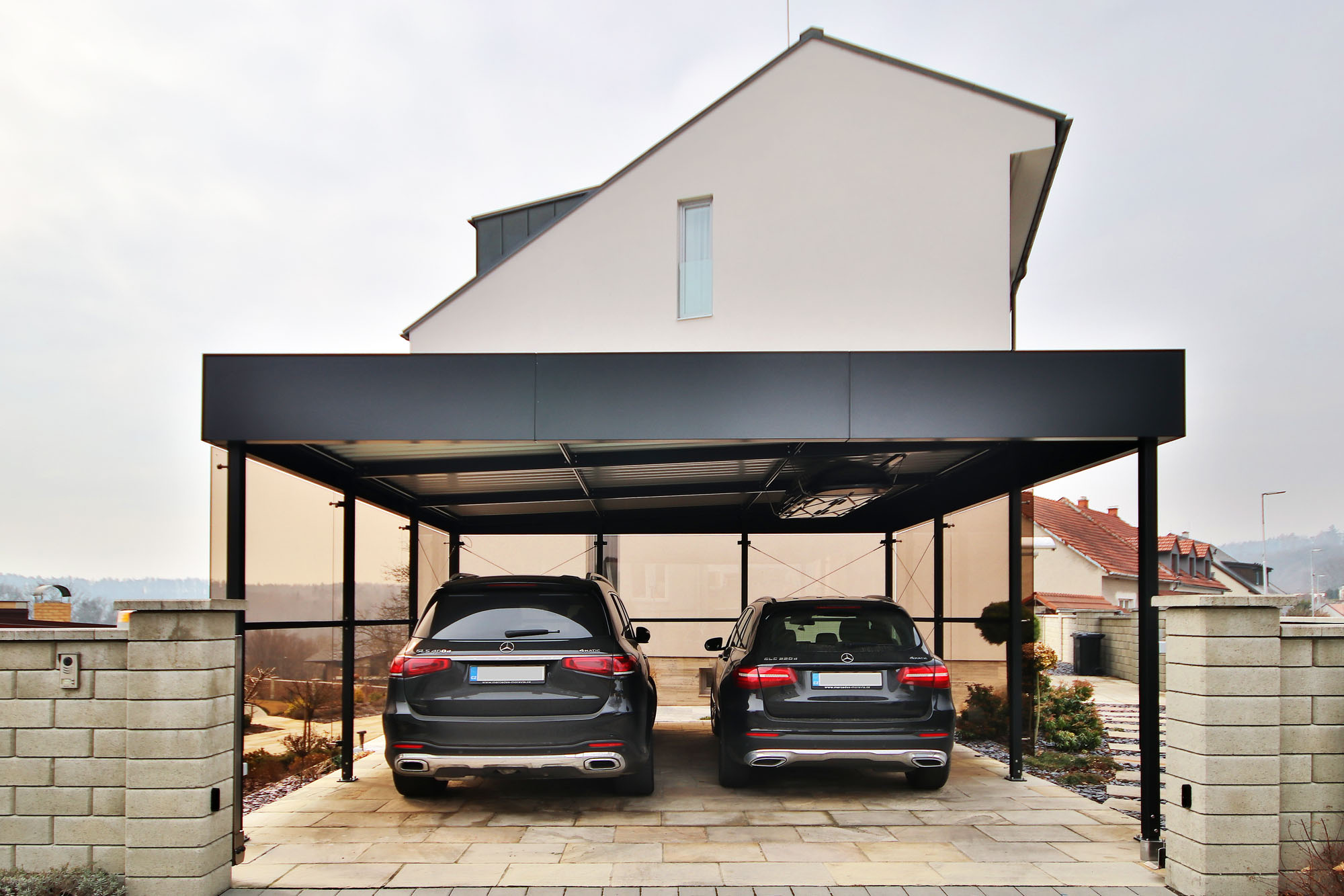 CarPenthouse Hranice 02 middle.jpg